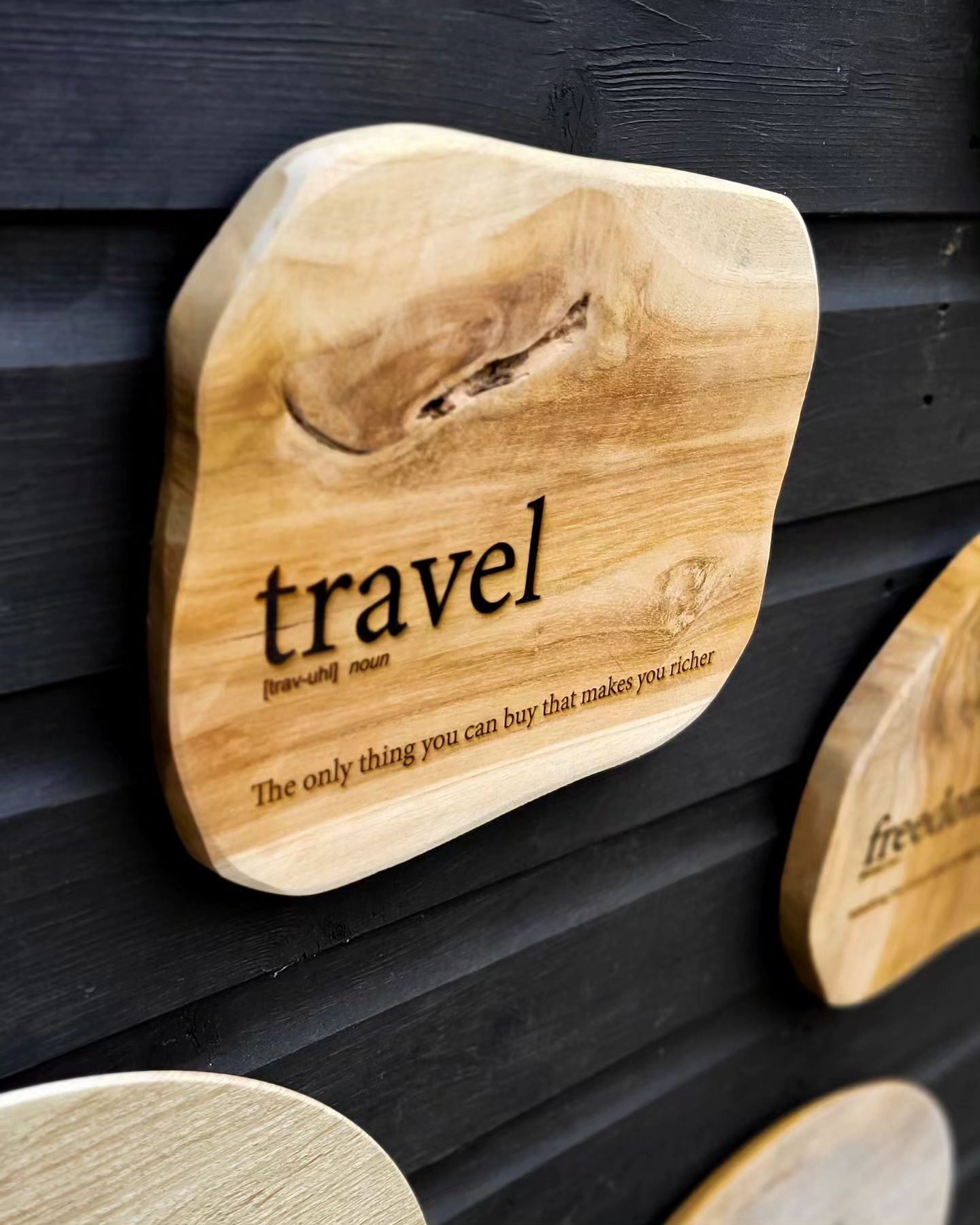Personalised Wooden Sign – Custom Engraved Natural Wood Plaque with Your Special Quote or Text – Unique Home Décor & Gift