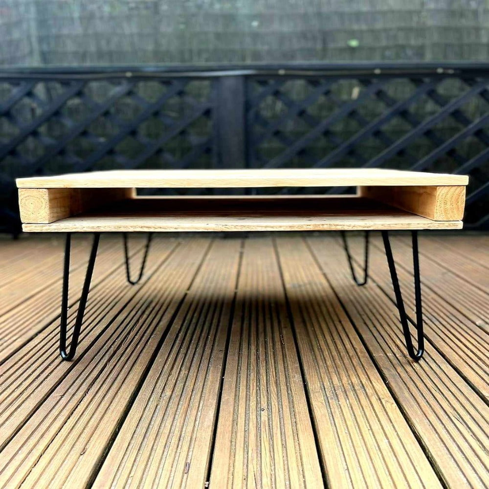 Handcrafted Wooden Coffee Table – Reclaimed Pallet Wood with Black Hairpin Legs – Sustainable Home Décor