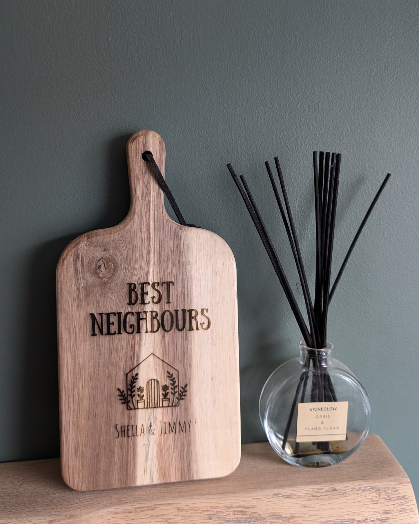Personalised Small Wooden Chopping Board – Custom Engraved Eco-Friendly Kitchen Gift for Weddings, Anniversaries, and Housewarmings