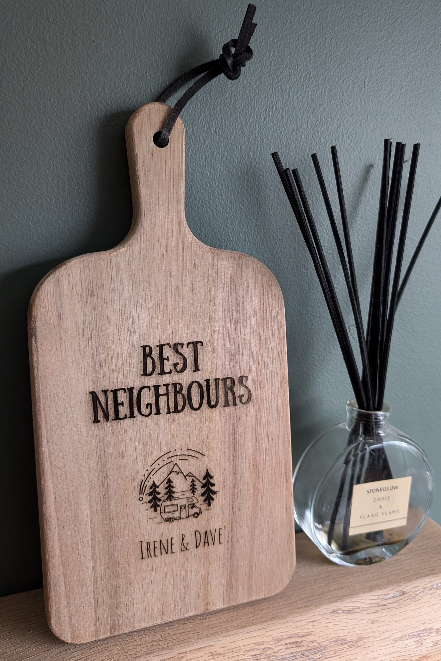 Personalised Small Wooden Chopping Board – Custom Engraved Eco-Friendly Kitchen Gift for Weddings, Anniversaries, and Housewarmings