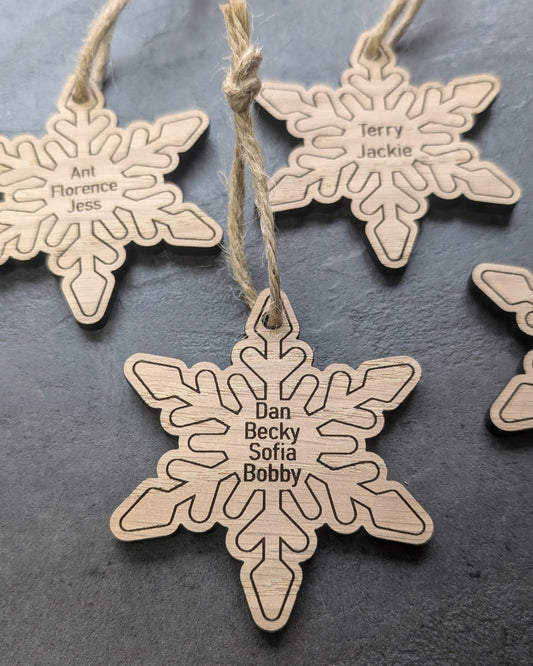 Personalised Wooden Snowflake Christmas Decoration – Custom Engraved Eco-Friendly Ornament for Festive Home Décor & Gifts
