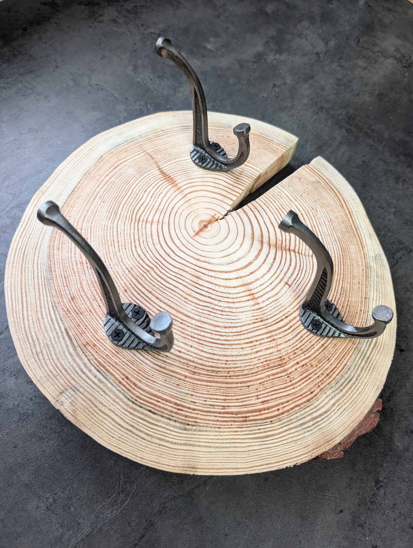 Handcrafted Wooden Coat Hanger – Unique Reclaimed Wood Wall Hook Rack with Iron Hooks – Eco-Friendly Home Organiser