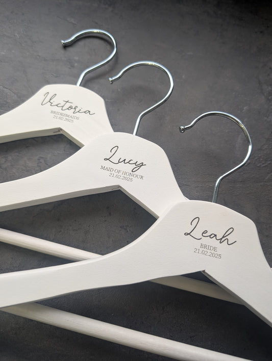 Personalised Wooden Coat Hangers – Custom Engraved Gift for Weddings, Bridesmaids, Birthdays & Home Décor – Eco-Friendly Keepsake