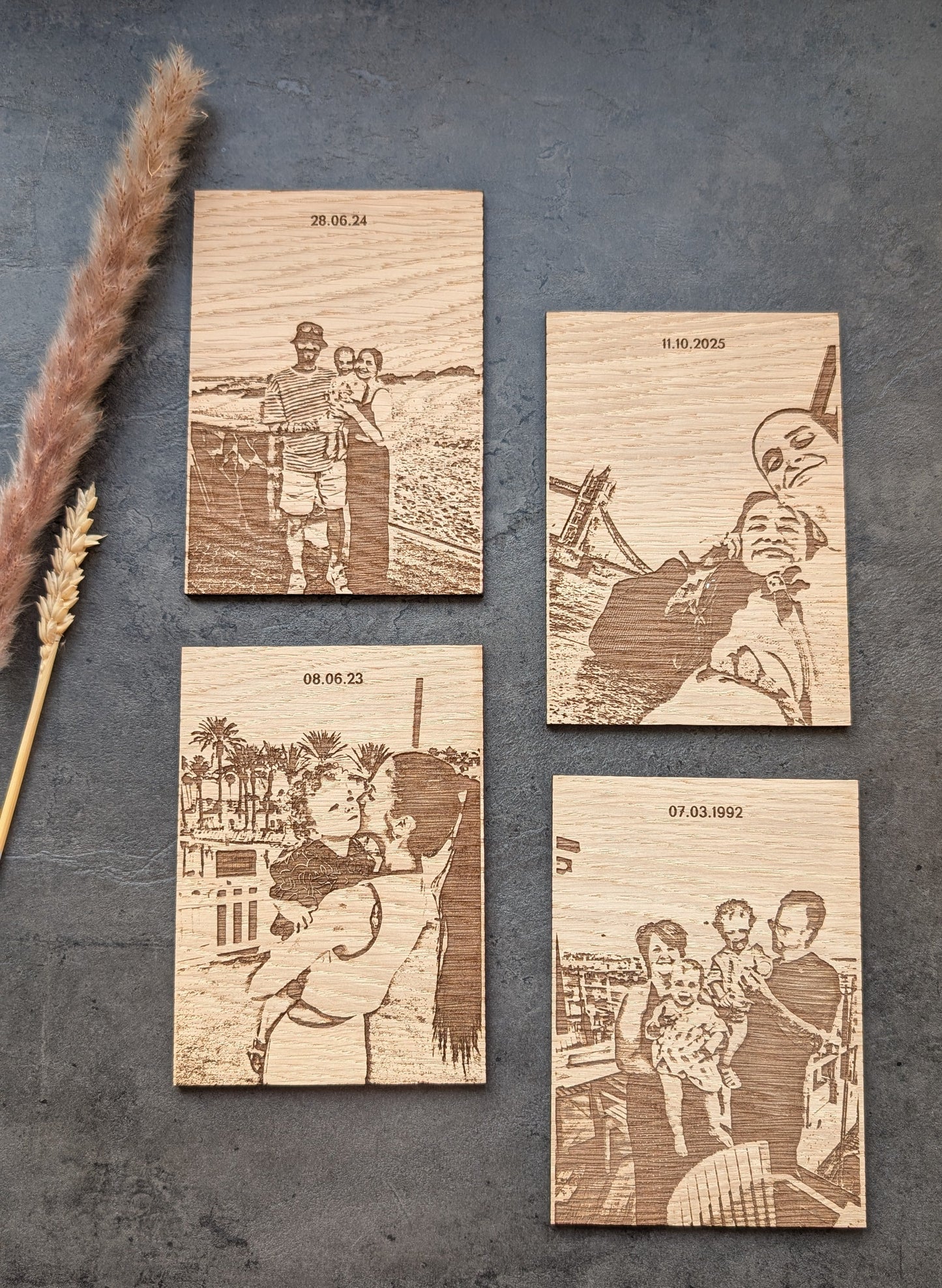 Personalised Wooden Postcard – Custom Engraved Oak Veneer with Your Photo & Text – Unique Keepsake Gift for Any Occasion