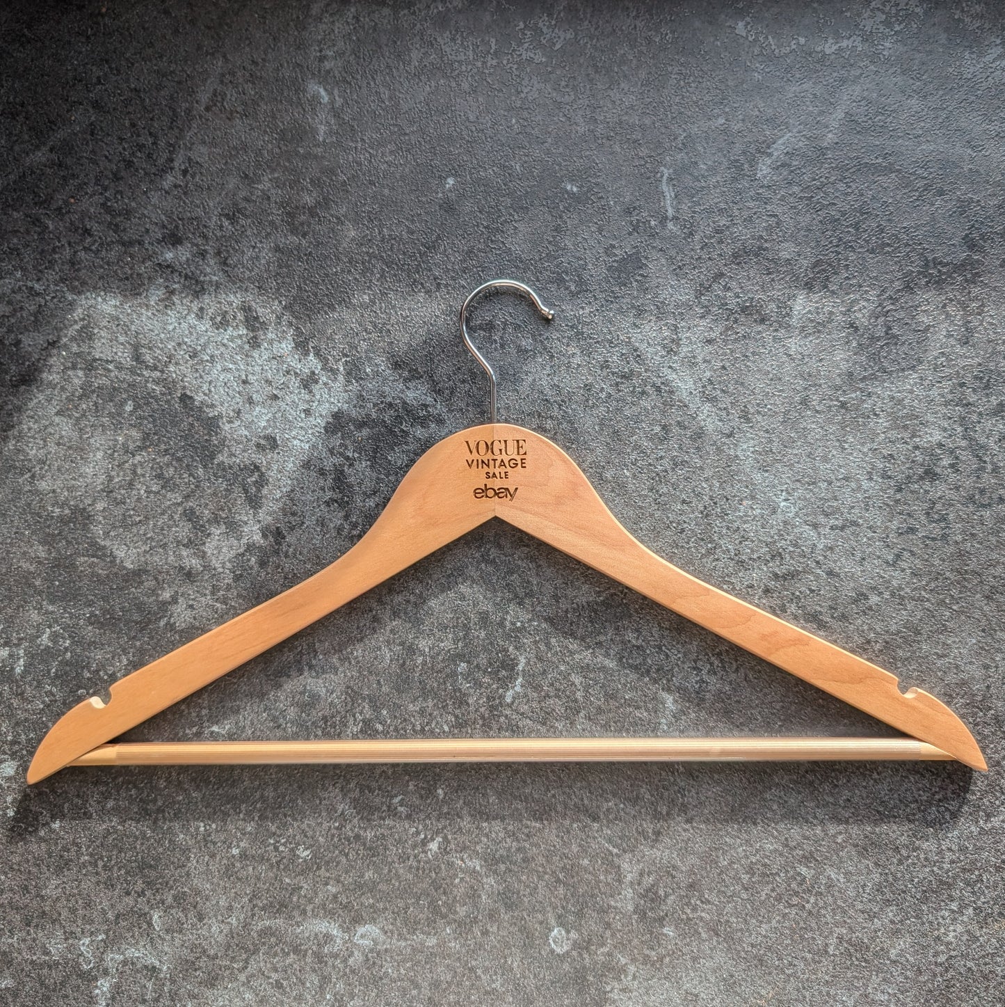 Personalised Wooden Coat Hangers – Custom Engraved Gift for Weddings, Bridesmaids, Birthdays & Home Décor – Eco-Friendly Keepsake