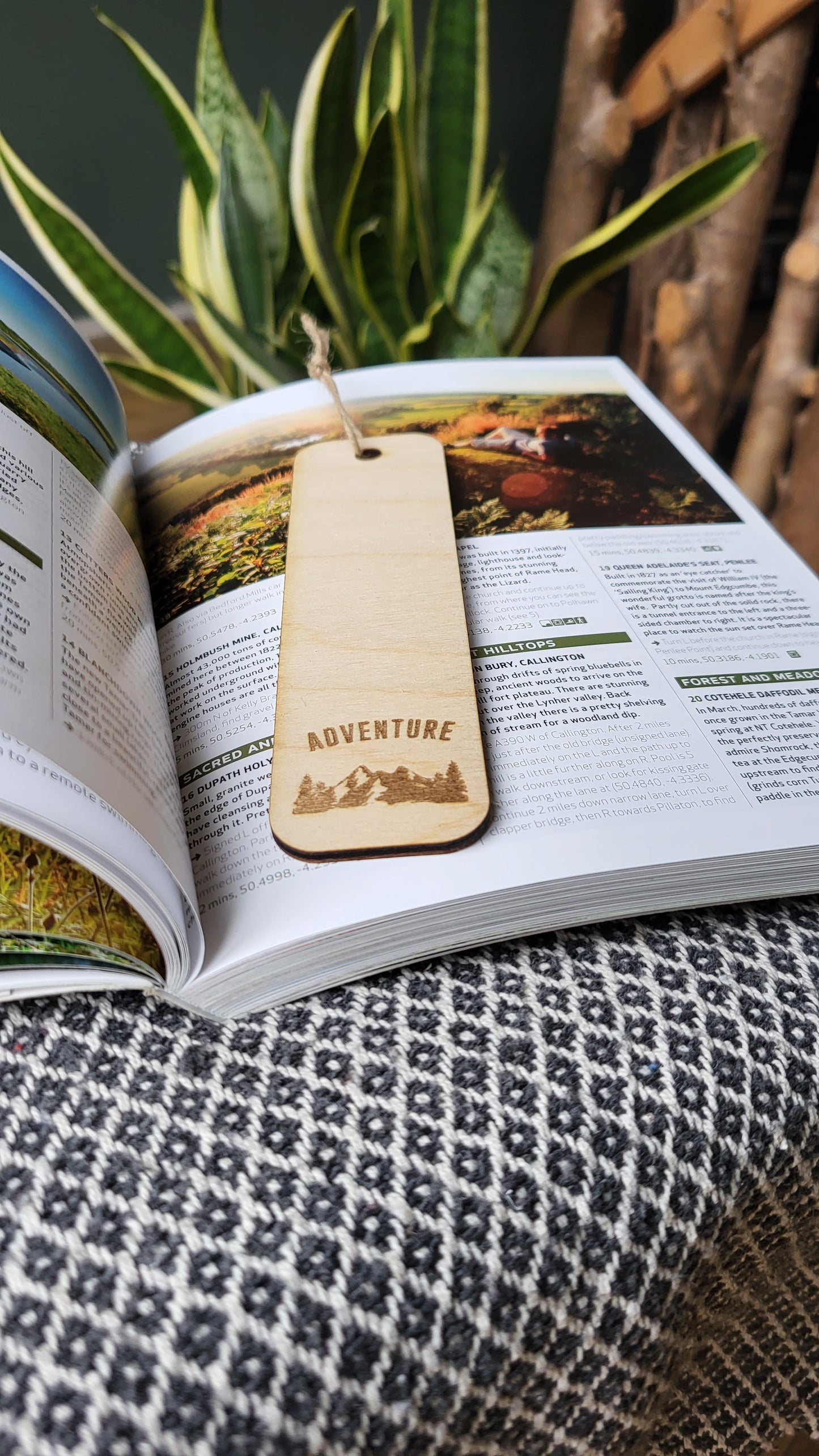Personalised Wooden Bookmark – Custom Engraved Eco-Friendly Reading Gift with Quote or Name – Sustainable Gift for Book Lovers, Students & Teachers
