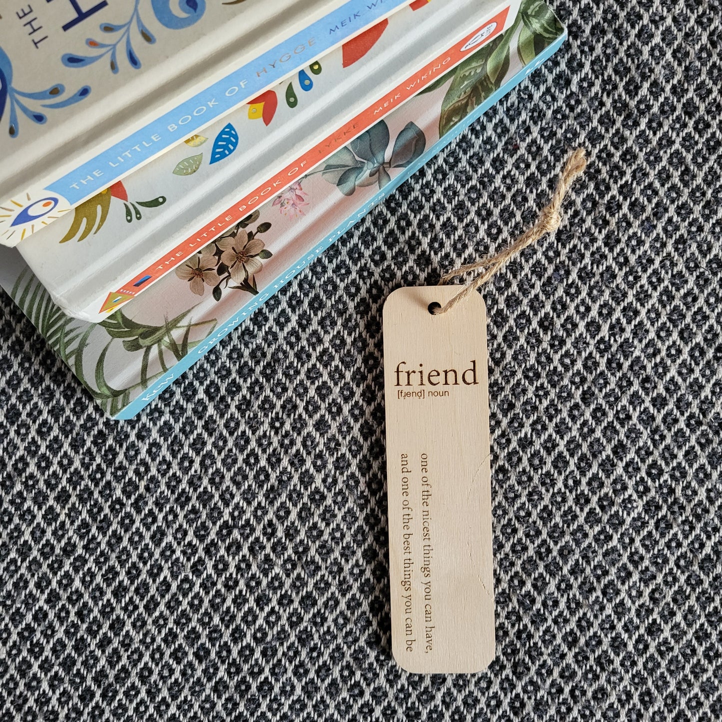 Personalised Wooden Bookmark – Custom Engraved Eco-Friendly Reading Gift with Quote or Name – Sustainable Gift for Book Lovers, Students & Teachers