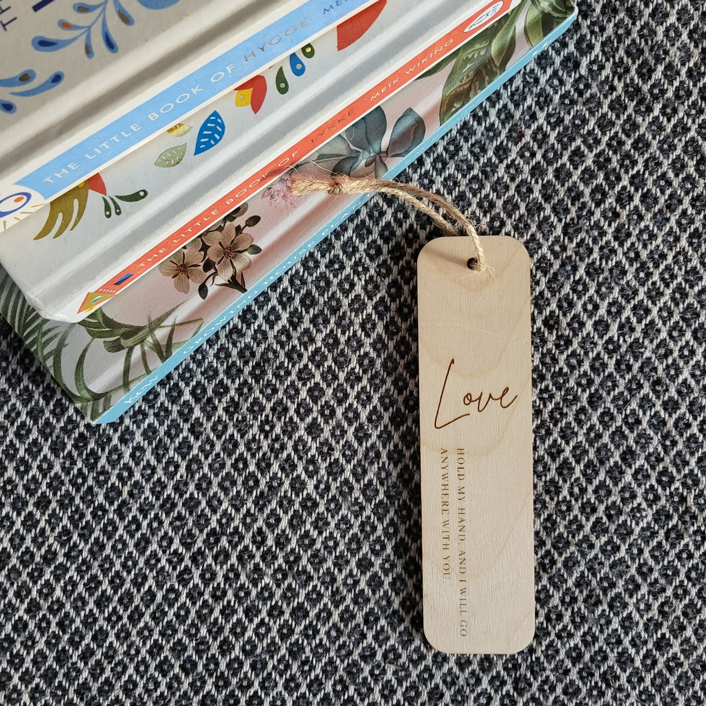 Personalised Wooden Bookmark – Custom Engraved Eco-Friendly Reading Gift with Quote or Name – Sustainable Gift for Book Lovers, Students & Teachers