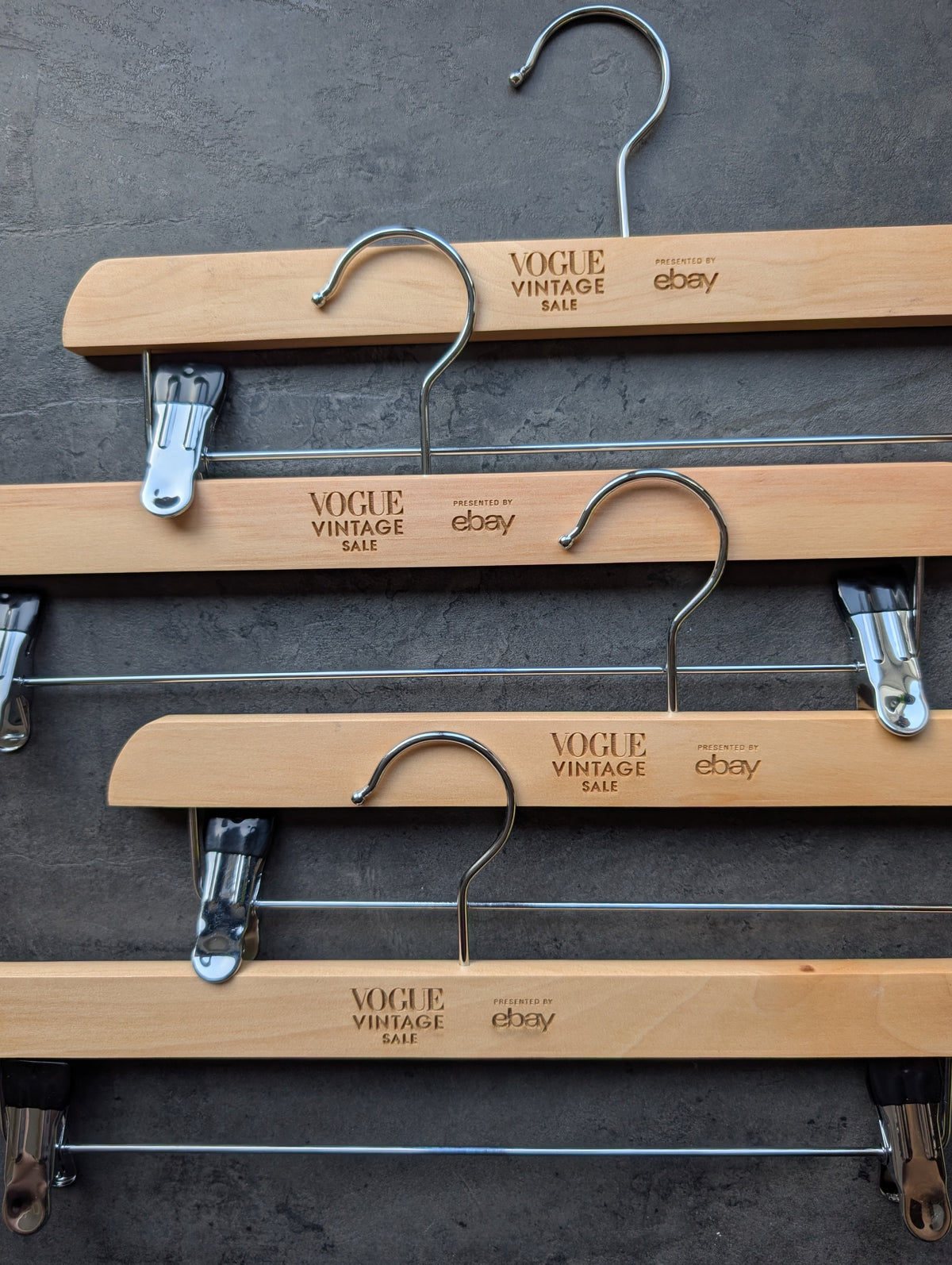 Personalised Wooden Trouser Hangers – Custom Engraved Gift for Branding, Weddings, Bridesmaids, Birthdays & Home Décor – Eco-Friendly Keepsake