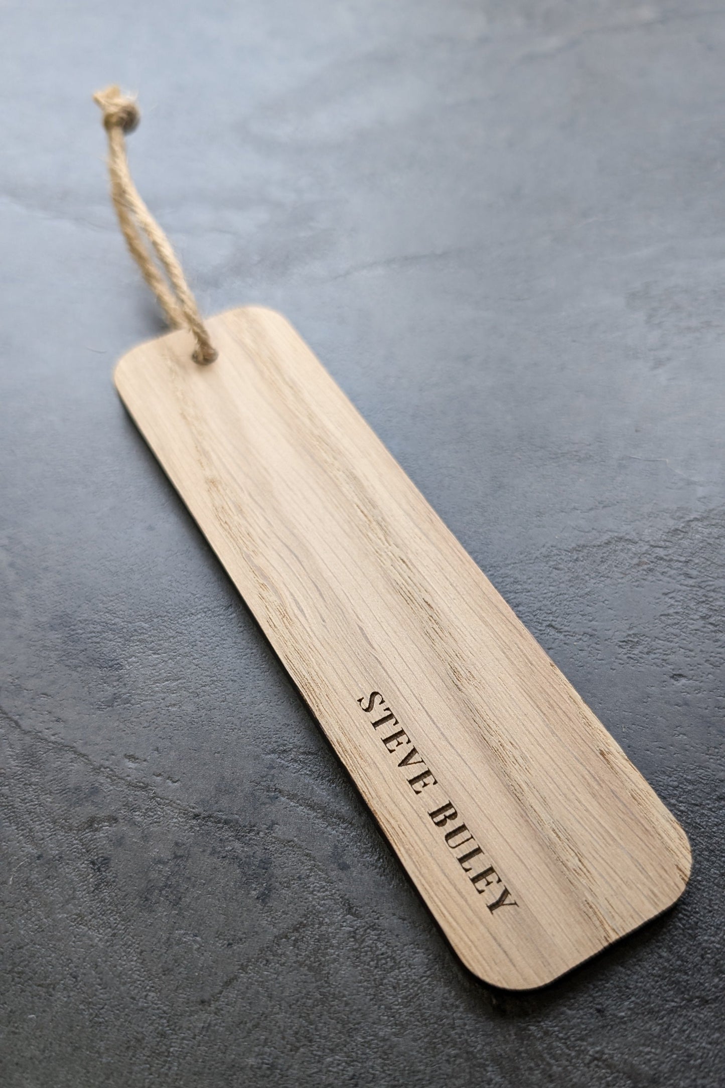 Personalised Wooden Bookmark – Custom Engraved Eco-Friendly Reading Gift with Quote or Name – Sustainable Gift for Book Lovers, Students & Teachers