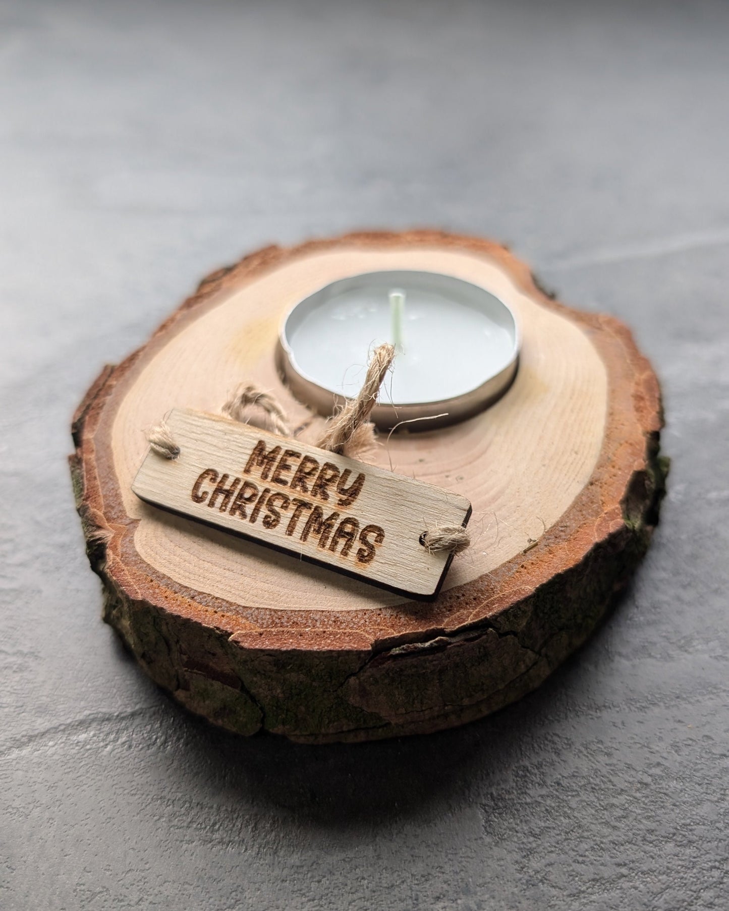 Wooden Christmas Candle Decoration – Handcrafted Tealight Holder from Reclaimed Wood with Custom Engraved Tag – Eco-Friendly Festive Ornament