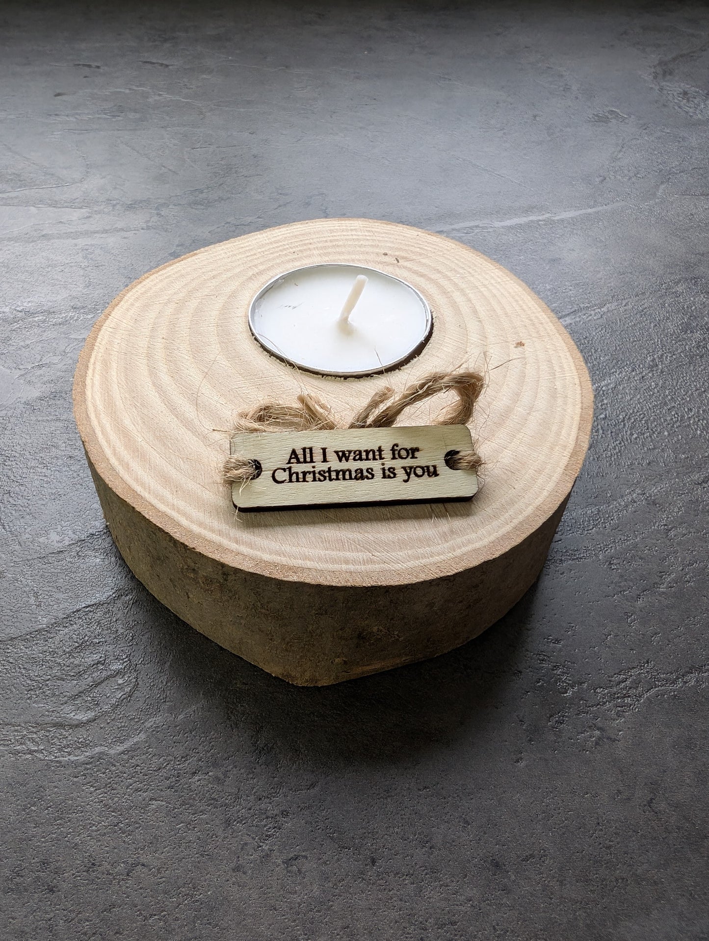 Wooden Christmas Candle Decoration – Handcrafted Tealight Holder from Reclaimed Wood with Custom Engraved Tag – Eco-Friendly Festive Ornament