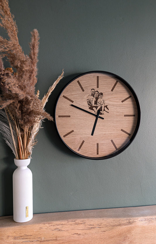Clock with personalised text / logo / picture – Custom Engraved Wooden clock – Unique Gift for Families, Anniversaries & Home Décor