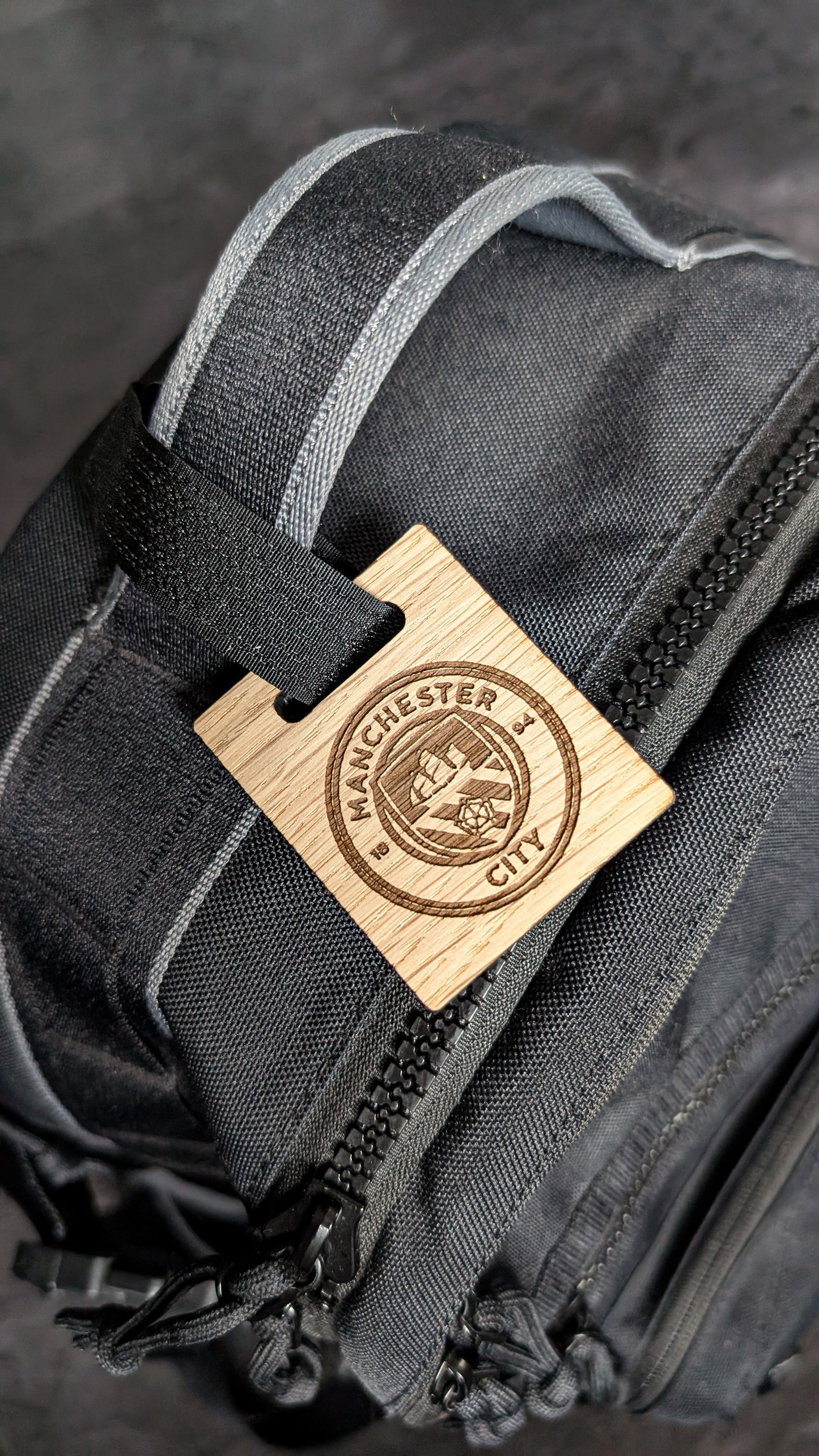 Personalised Wooden Rug sack tags with Custom name and or logo – Engraved Oak Veneer Name Tag  – Unique Gift for Teams or back to school accessories